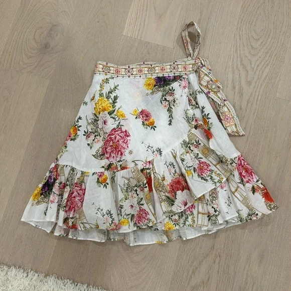 NWT, Camilla White and Pink Floral Mini Skirt - Picture 4 of 7